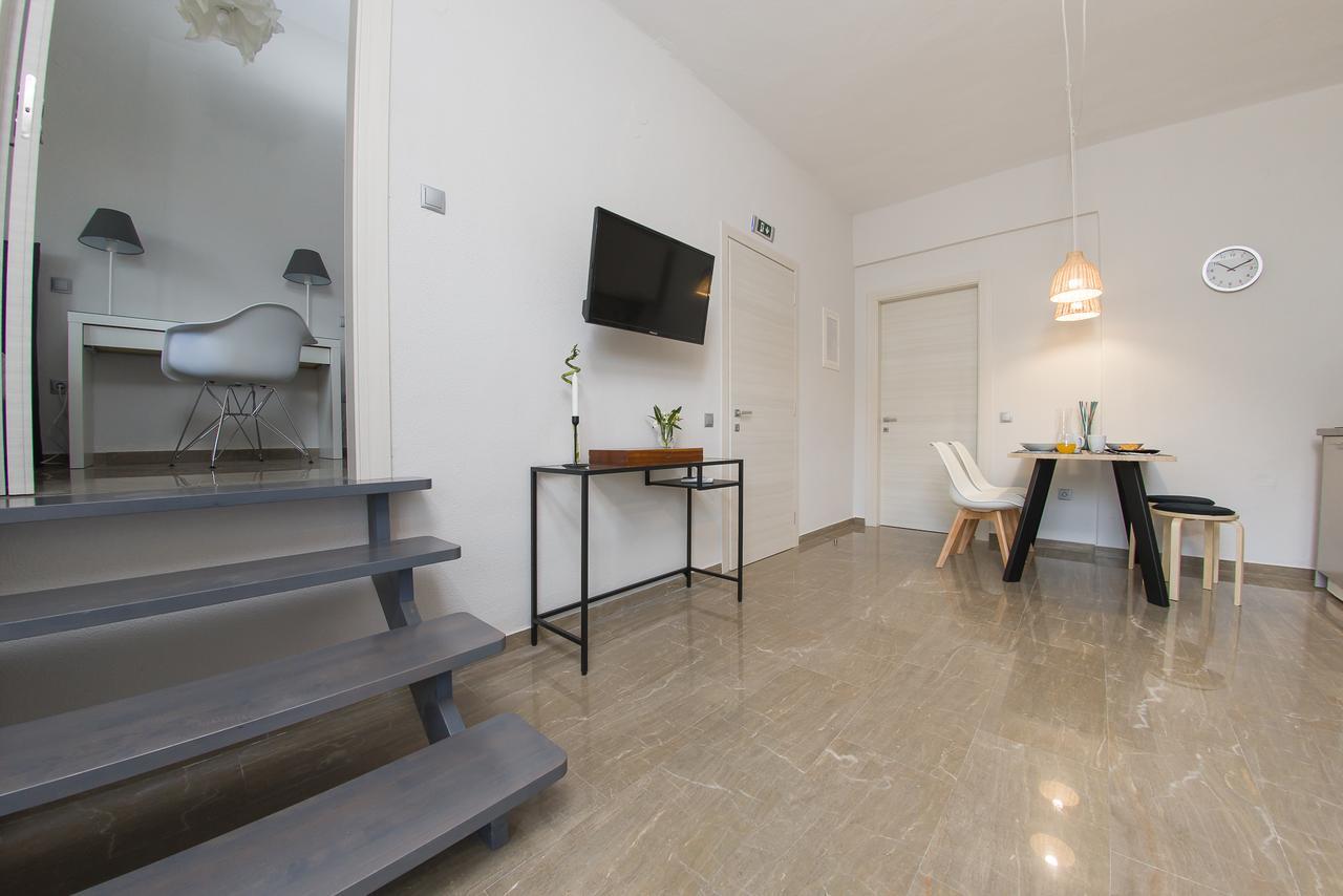 Palio Grey Apartments PalaiónTsiflíkion Exteriör bild