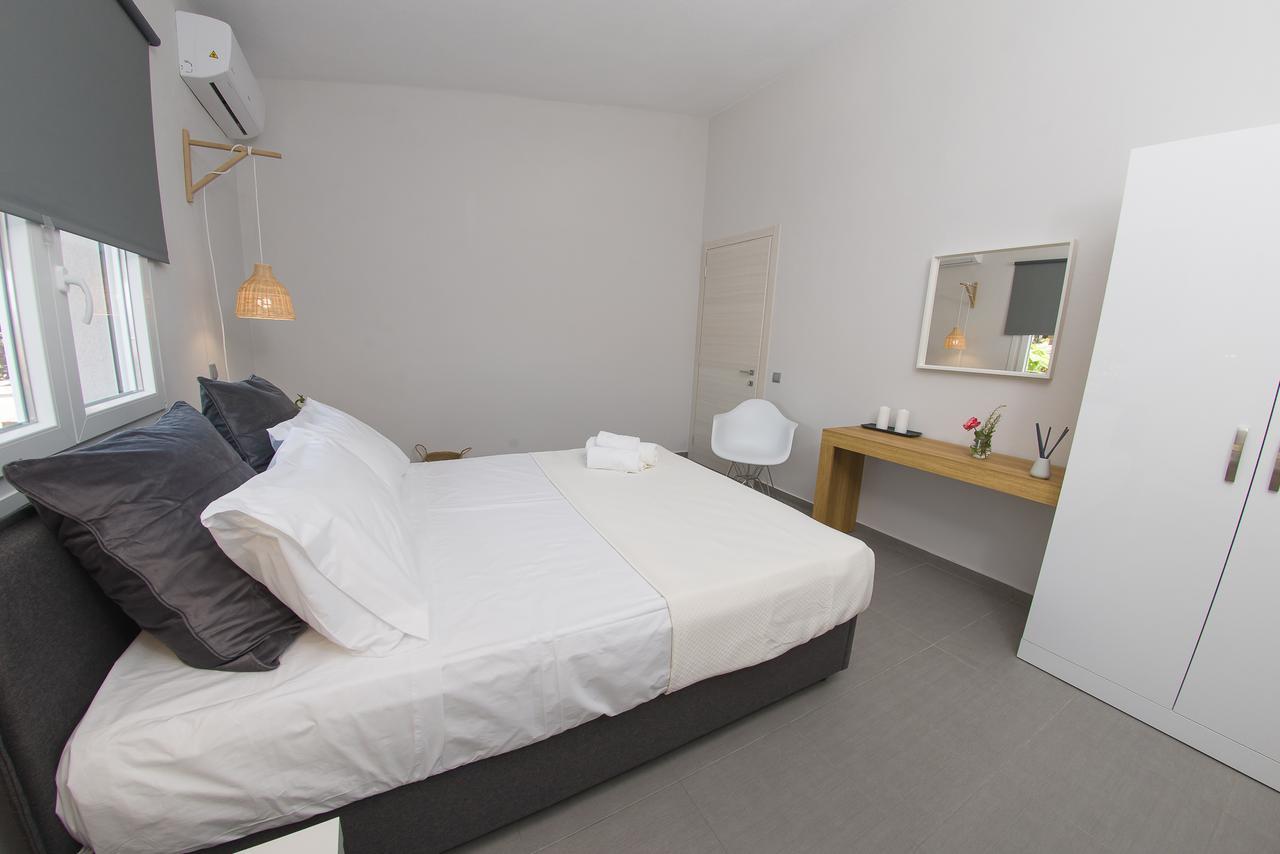 Palio Grey Apartments PalaiónTsiflíkion Exteriör bild