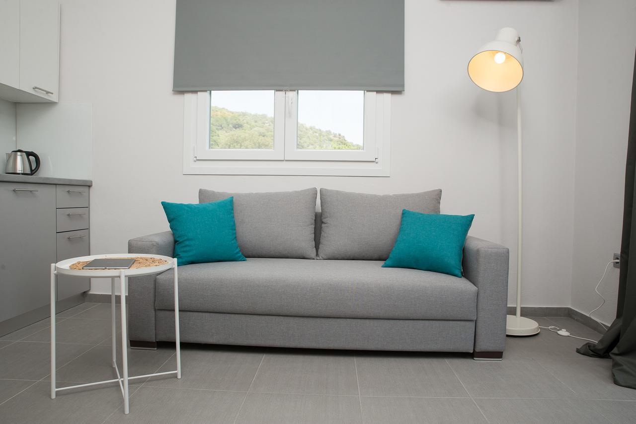 Palio Grey Apartments PalaiónTsiflíkion Exteriör bild